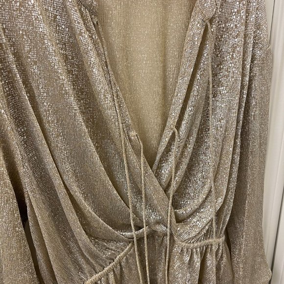 Iro Spacious Golden Metallic Top - Picture 7 of 8